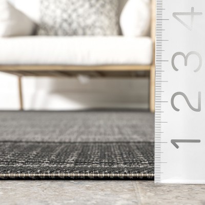 Gris Gray 3' x 5' Reversible Synthetic Indoor/Outdoor Area Rug