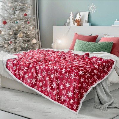 Red Snowflake Reversible Fleece Sherpa Christmas Blanket