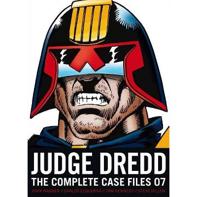 Judge Dredd: The Complete Case Files 07, 7 - by  John Wagner & Alan Grant (Paperback)