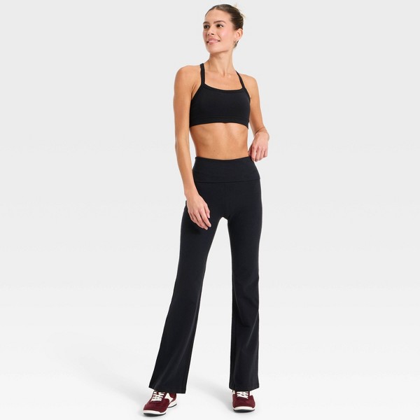 Leggings acampanados de cintura alta con dobladillo plegable Cotton Balance para mujer - All In Motion™ 3
