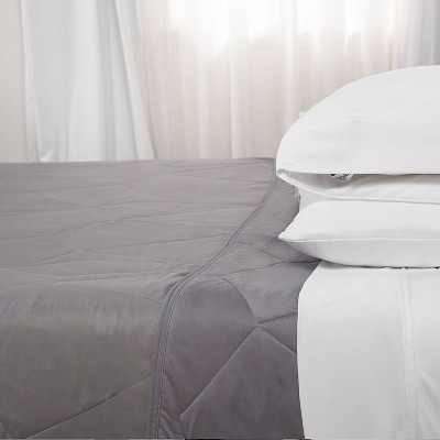 King Size Gray Cooling Blanket with Moisture-Wicking Fabric