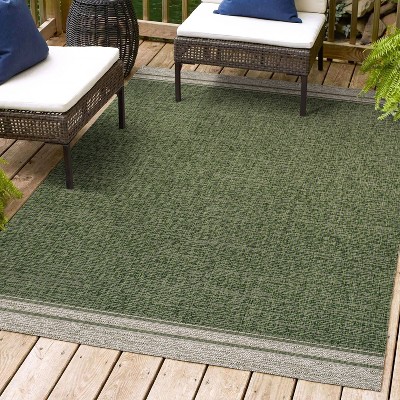 Alda Modern Minimalist Mingled Solid Indoor/Outdoor Area Rug - JONATHAN Y