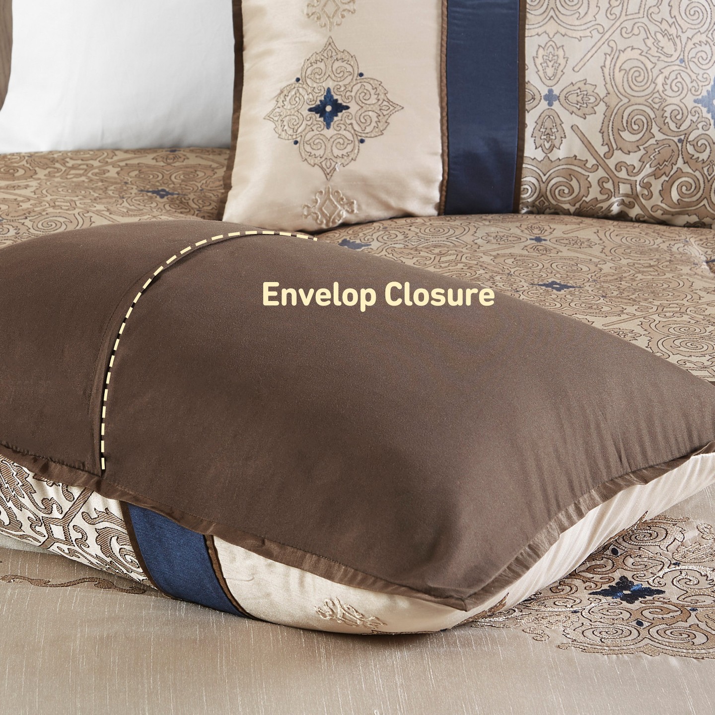 Постельное бельё Regency Heights 24 Pcs Riab Faux Silk Luxury Bedding Set, Classic Palace Style Medallion Jacquard Premium Bed Set with Pillows, Bedskirt and Valances, Navy, цвет: Тёмно-синий — фото 8