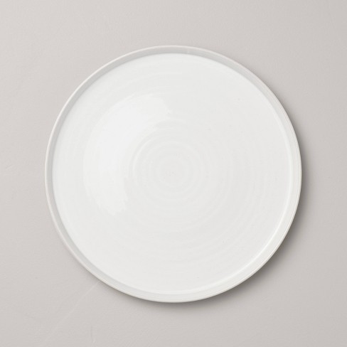 Hearth and outlet hand dinner plates