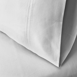 Luxury 700 Thread Count Solid Set of 2 Premium Cotton Pillowcase Set, by Blue Nile Mills - 1 of 3