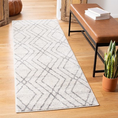 Ivory and Gray Geometric Synthetic Runner Rug 2'6" x 6'