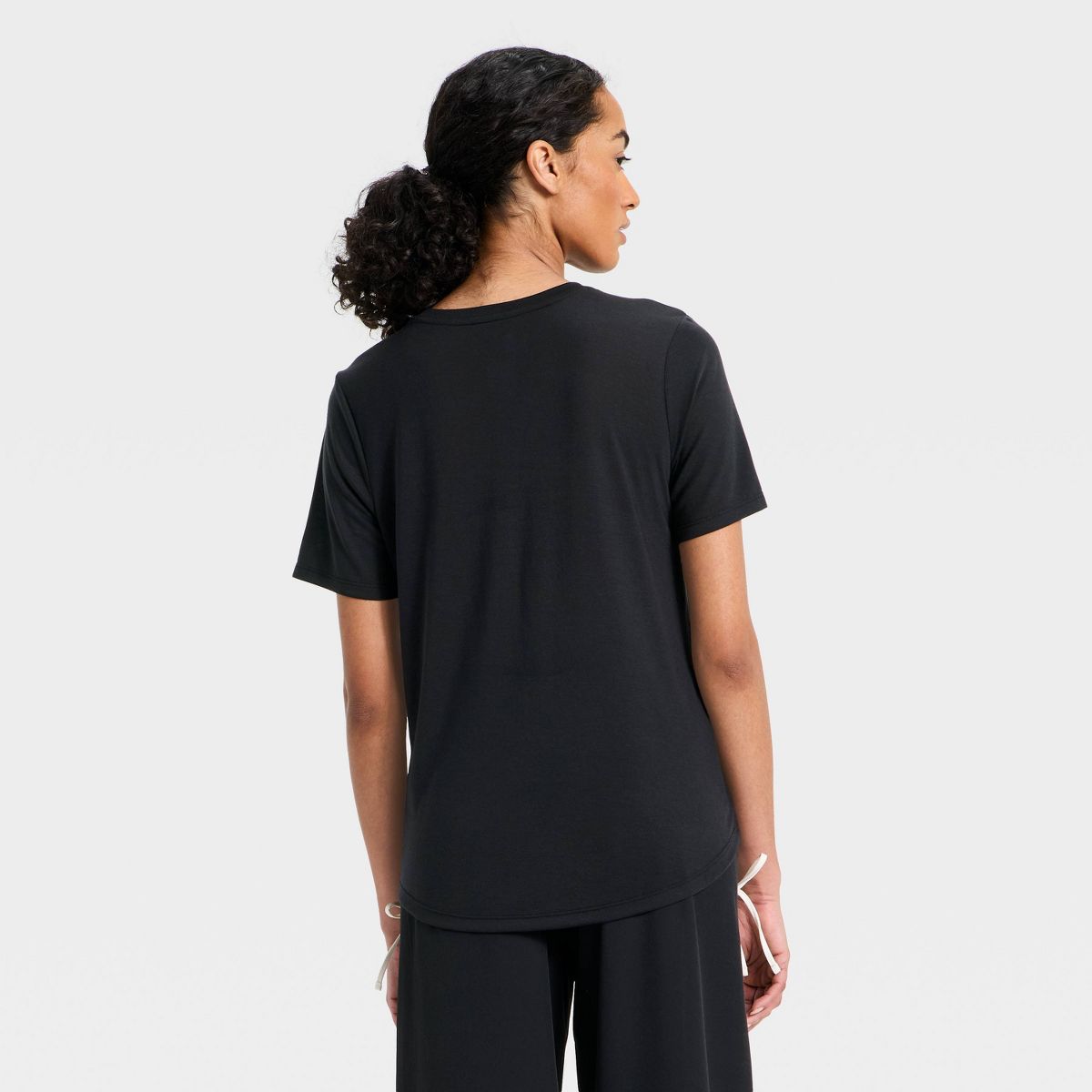 Women's Beyond Ease Crewneck Legging Friendly Short Sleeve T-Shirt - All In Motion™ - thumbnail 2