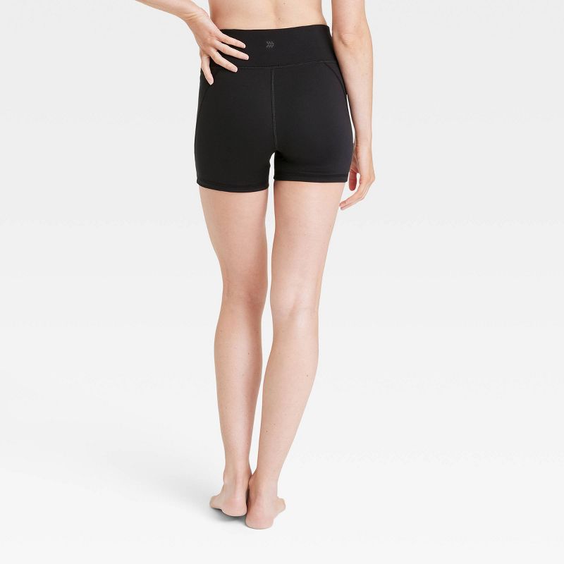 Women's Brushed Sculpt Mid-Rise Bike Shorts 4" - All In Motion™, 5 of 9