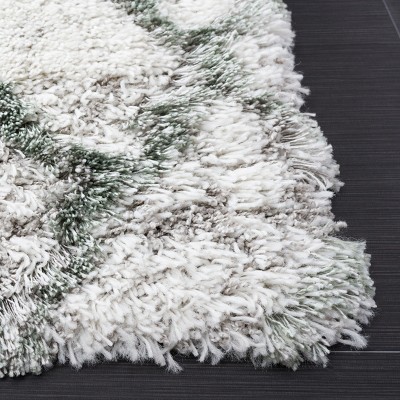 Ivory and Green Abstract Shag Rug, 5'3" x 7'7"