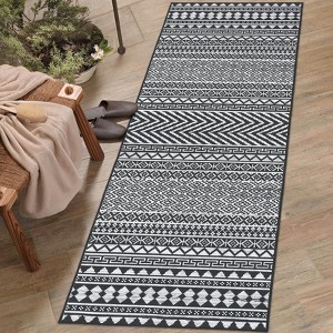 2x6 Vintage Striped Runner Rug Washable Runner Rug With Non-Slip Backing Stain Resistant Indoor Carpet Non Shedding Low Pile Floor Cover For Kitchen - 1 of 4