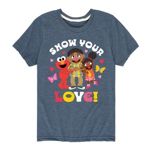 Boys' - Sesame Street - Show Your Love Short Sleeve Graphic T-Shirt - 1 of 4
