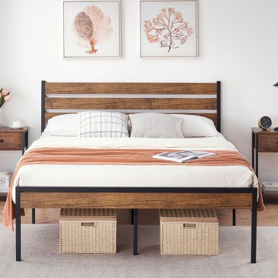Farmhouse Bed Frame with Headboard & Footboard, Durable Metal Platform Bed with Strong Wood Slats Support, Noise Free, No Box Spring Needed