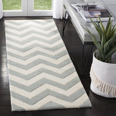 Handmade Ivory and Grey Wool Tufted Runner Rug