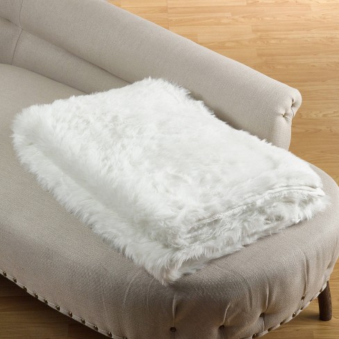 white fur blankets pics