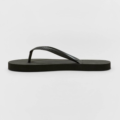 casual black flip flops