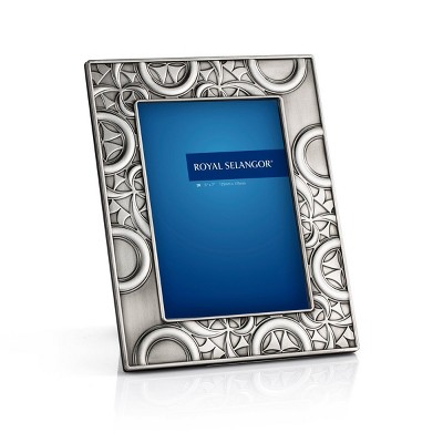 Royal Selangor Hand Finished The British Museum Collection Pewter Circles Photoframe 5R Gift