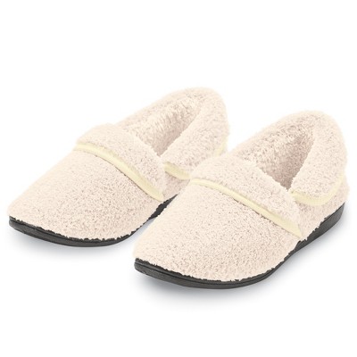 Collections Etc Cozy Fleece Plush Lining Skid-Resistant Slippers