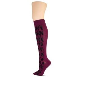 Memoi Wild Side Cotton Blend Knee High Sock Cloudy Skies 9-11 - 1 of 2
