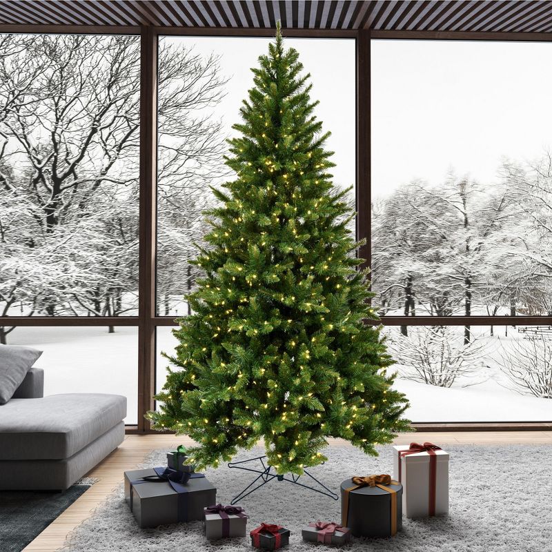 Vickerman Bennington Spruce Artificial Christmas Tree, 3 of 4