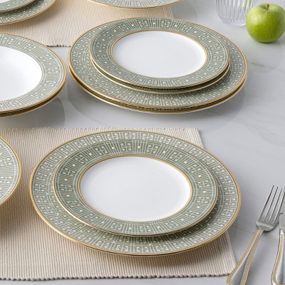 Green and Gold Porcelain 12-Piece Dinnerware Set, Service for 4
