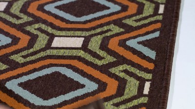 Veranda Creme & Red Synthetic Easy-Care Outdoor Area Rug