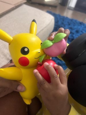 Pokemon Train and Play Deluxe Pikachu - 4.5-Inch Pikachu Figure with  Lights, Sounds, and Moving Limbs Plus Interactive Accessories