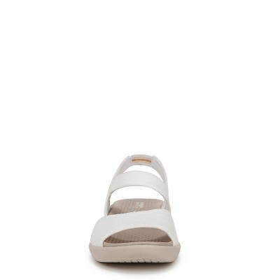 Женские сандалии Bzees for Lifestride LifeStride Women's Cheerful Sandal Bright White 8.5 M — фото 4