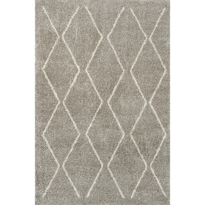 Catala Gray and Ivory Diamond Shag 5' x 8' Area Rug
