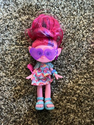 DreamWorks Trolls Band Together Queen Poppy Hairsational Reveals™ Fashion  Doll and 10+ Accessories