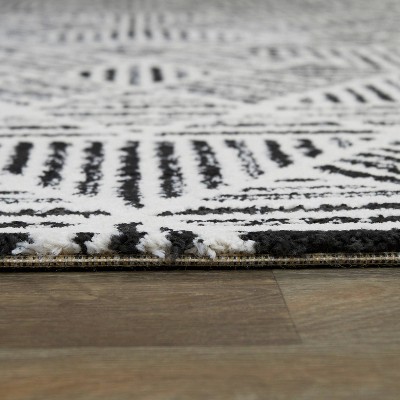 Cream/Charcoal Geometric Synthetic 8' x 10' Area Rug
