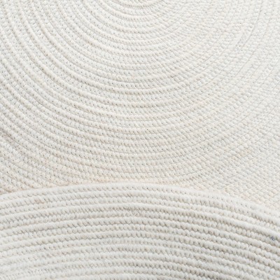 Ivory Handwoven Round Wool Braided Area Rug, 7'