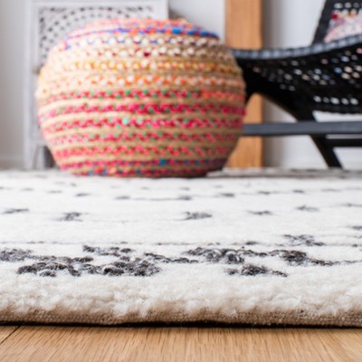 Casablanca Ivory & Black Hand-Tufted Wool Shag Rug