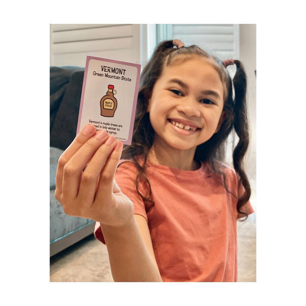 University Games Scholastic - The USA Game in a Tin Board Game: Educational Geography, 20-60 Min Play, 2-4 Players