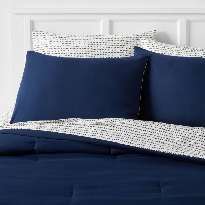 Le Méridien Bed and Bedding Set