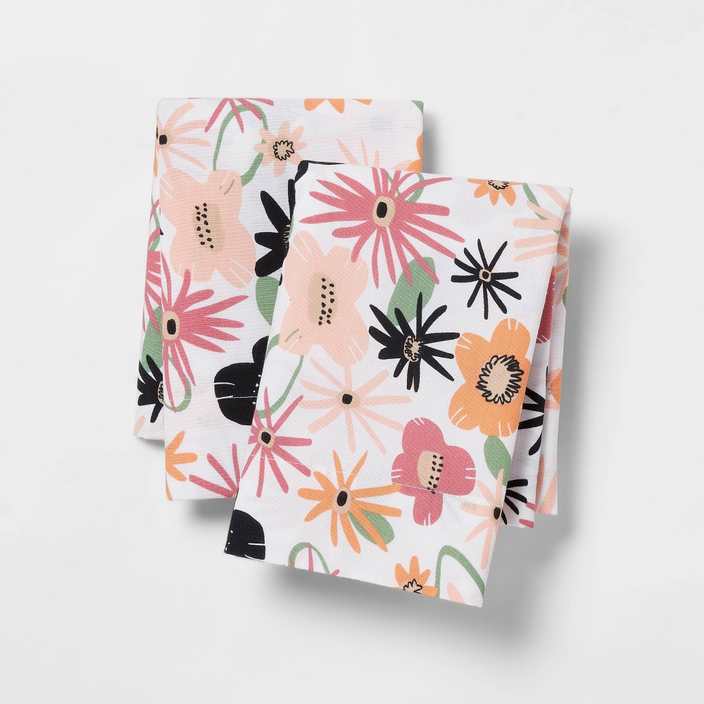 Standard Easy Care Printed Pillowcase Floral - Room Essentials