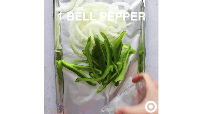 Tri-Colored Bell Peppers - 16oz/3ct - Good &#38; Gather&#8482; (Packaging May Vary), 2 of 5, play video