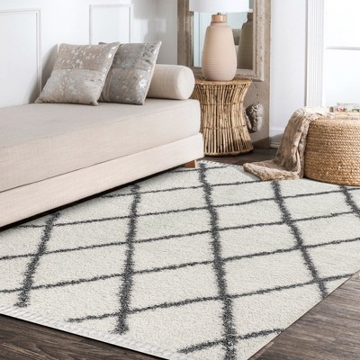 Reversible Grey/Cream Moroccan Geometric Trellis Shag Rug 4' x 6'
