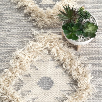 Savannah Moroccan Fringe Light Gray 5' x 8' Handmade Wool Rug