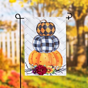 Haunted Stacked Pumpkins Garden Linen Flag - 1 of 4
