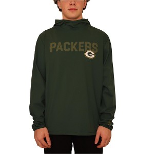 MSX by G-III Mens Green Bay Packers Hooded Graphic T-Shirt - 1 of 4