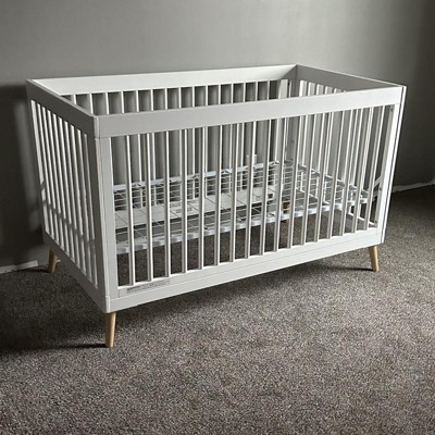 Delta mini best sale crib target