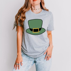 Simply Sage Market Leprechaun Hat Short Sleeve Tee - M - Heather Grey - 1 of 4