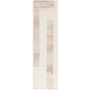 Vermont VRM214 Tufted Indoor Rug - Safavieh - 1 of 4
