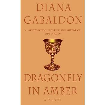 Dragonfly in Amber (Reprint) (Paperback) by Diana Gabaldon