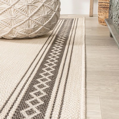 Cream & Black Diamond Border Easy-Care Synthetic Area Rug