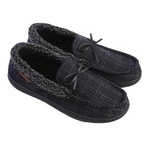 Men's Slippers Moccasin Plush Lined House Shoes Fuzzy Furry - 1 of 4