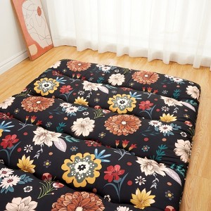 Double-sized Japanese-style mattress, floor-standing, floral pattern, modern style, foldable and portable. - 1 of 4