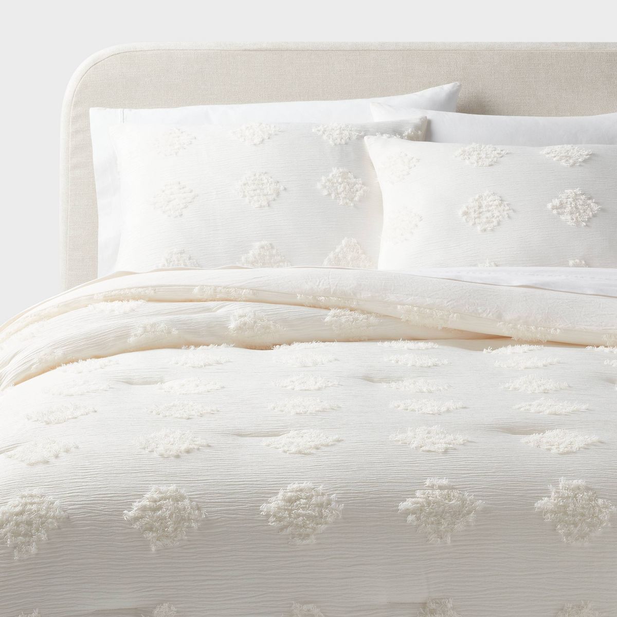 Tufted Diamond Crinkle Comforter and Sham Set - Threshold™ - thumbnail 10
