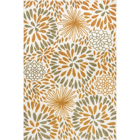 nuLOOM 4' x 6' Monique Floral Indoor/Outdoor Area Rug