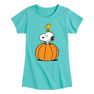 Girls' - Peanuts - Snoopy Woodstock Pumpkin Fitted Short Sleeve Graphic T-Shirt - 1 of 4